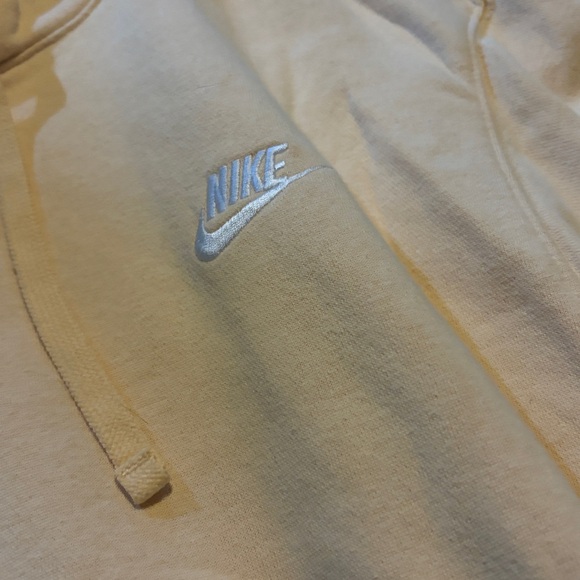 Nike peach colored Hoodie with white  Logo - Picture 2 of 5